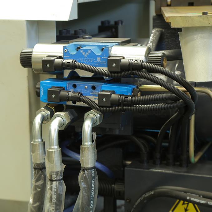 CE ISO 9001 فهرست 650T پلاستیک آبجو شراب شیشه جعبه ساخت ماشین ماشین تزریق 2