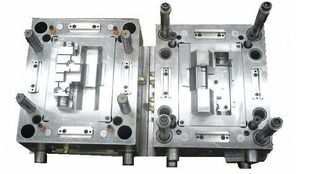 NAK80 / 718 قالب تزریق تزریق برای جعبه سوئیچ / پلاگین / دیوار الکتریکی